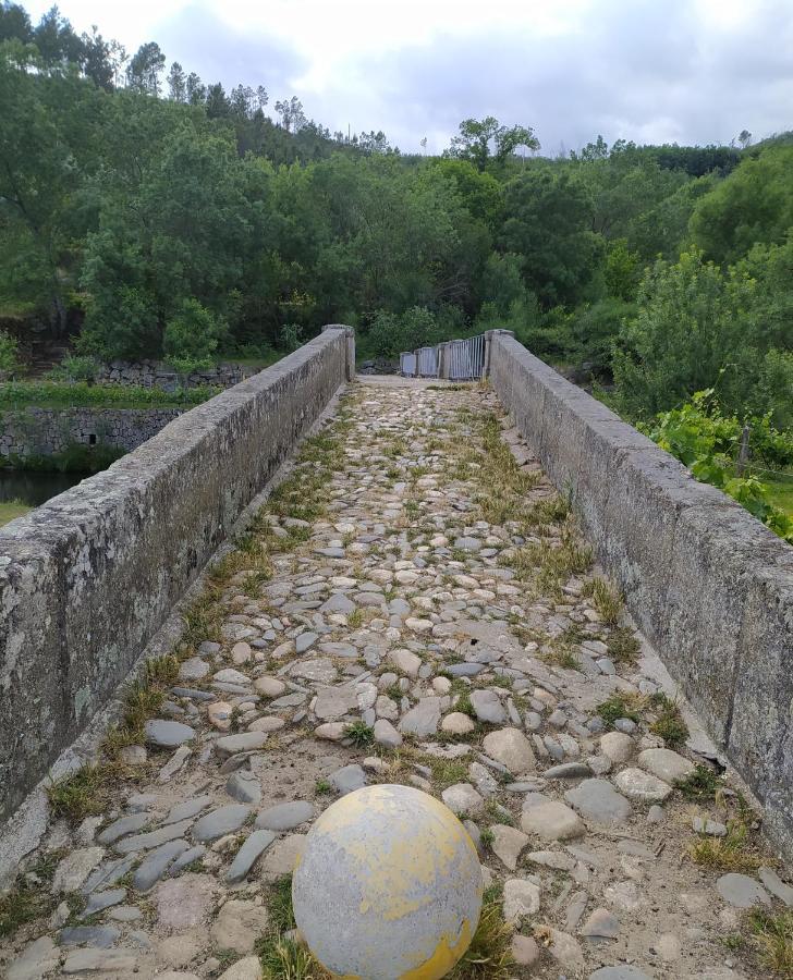 Abrigo Do Cabecinho - Serra Da Estrela Cortes do Meio Exteriör bild
